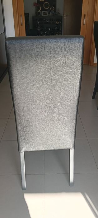 Cadeira para mesa de jantar