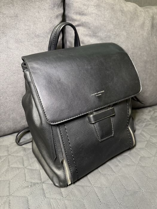 Шкіряний рюкзак