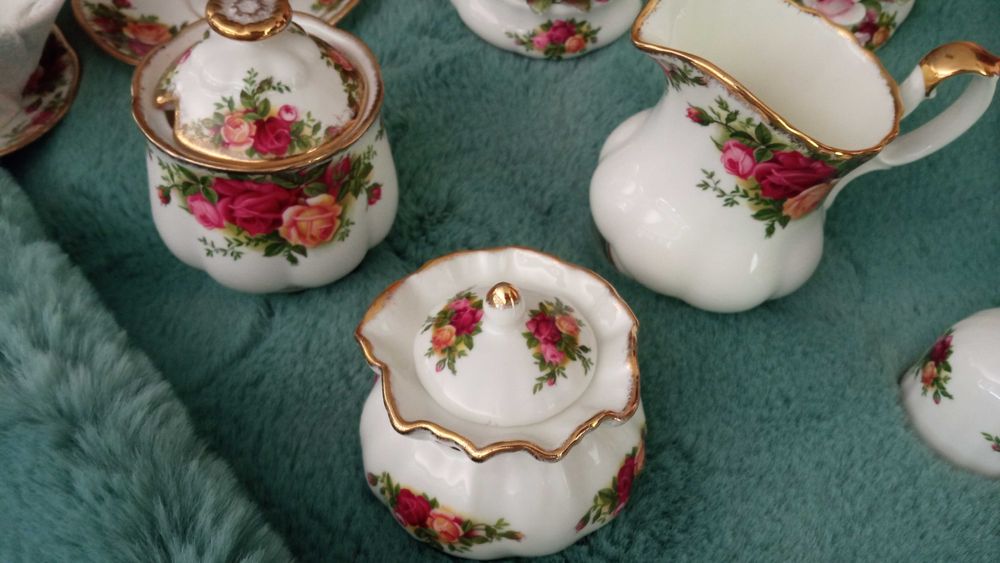 Conjunto Loiça da Marca Royal Albert