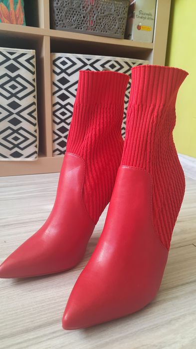 Botki szpilki czerwone rozm.37
