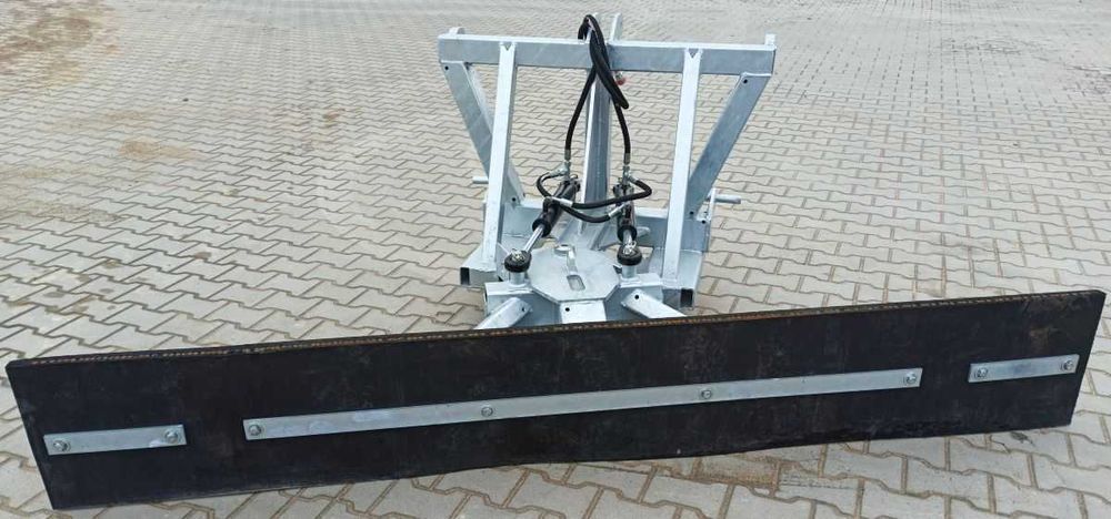 Zgarniacz obornika śniegu sztywny hydrauliczny OCYNKOWANY