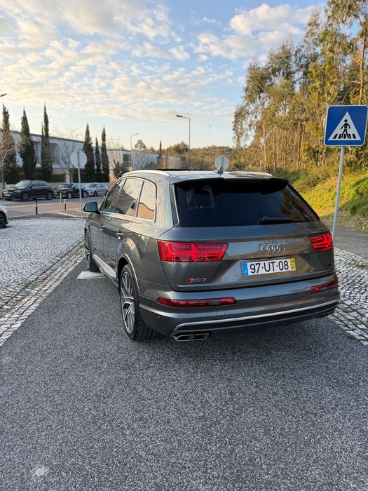 Audi SQ7 4.0 TDI V8 quattro Tiptronic 7L