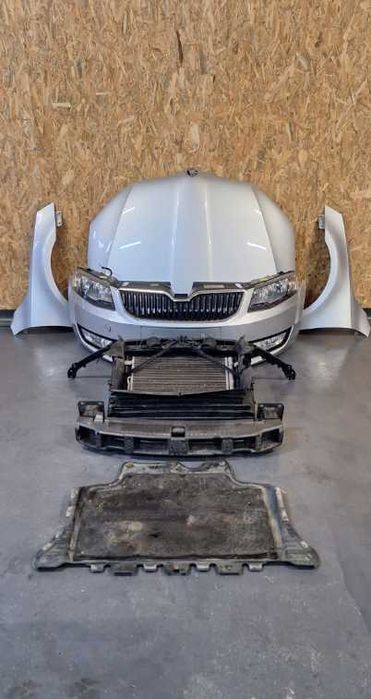 SKODA Octavia III 5E Передня панель телевізор