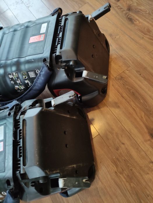 2x  foteliki samochodowe britax romer kidfix  15-36