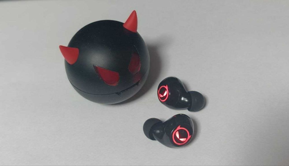 Навушники Krazi Diablo — Бездротова свобода та якісне звучання!