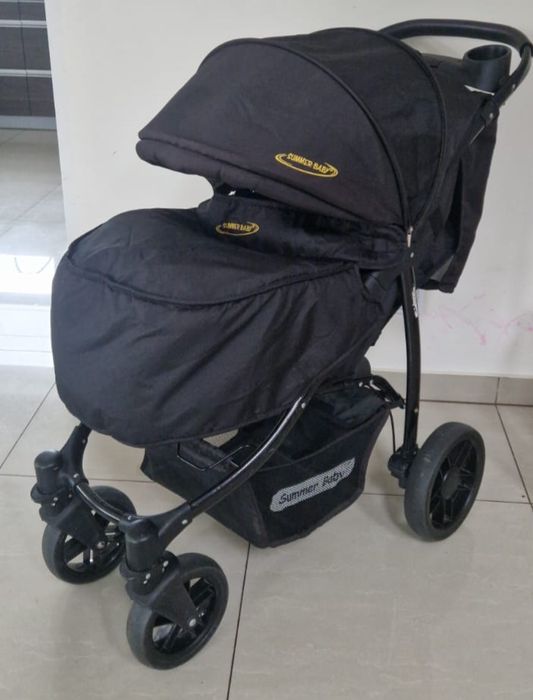 Wózek spacerowy czarny Summer baby funkcja spania