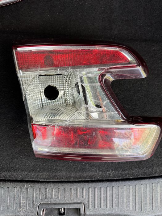 лівий стоп, розбито скло ,оригінал RENAULT megane 3 універсал