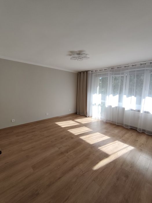 Mieszkanie 3 pokojowe w bloku z balkonem na I piętrze