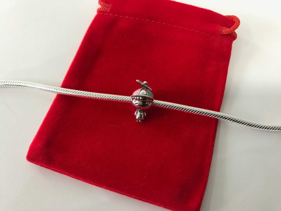 Conta Menino Pandora em Prata de Lei 925 Novo!