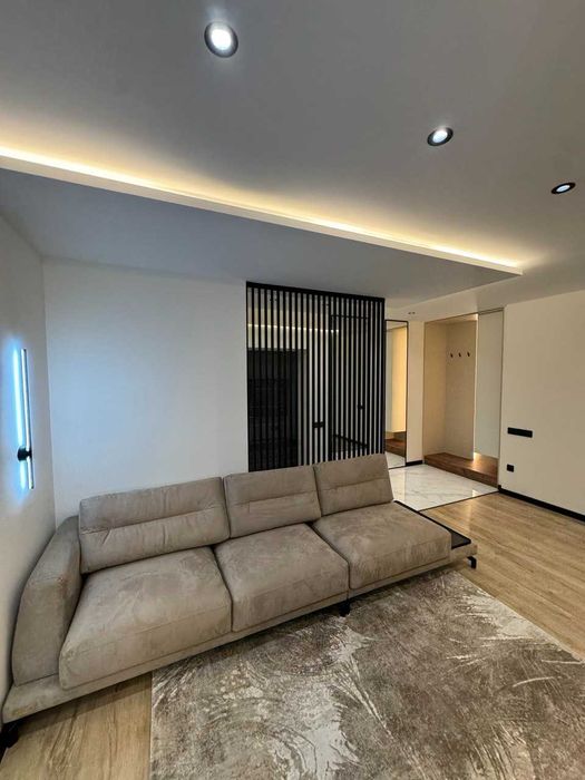 2-кім + кухня-вітальня|Центр, Княгинин|Гардероб|Меблі+техніка|КНЯГИНИН