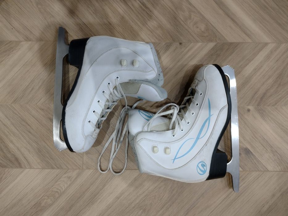 Białe łyżwy figurowe damskie 37