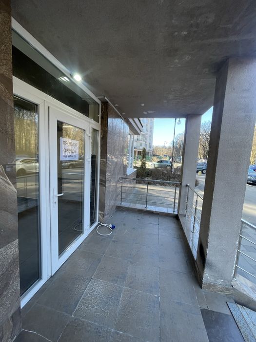 Продаж приміщення 61 кв м ЖК Теремки, вул. Заболотного, 15