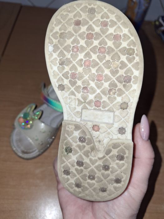 Босоножки для девочки