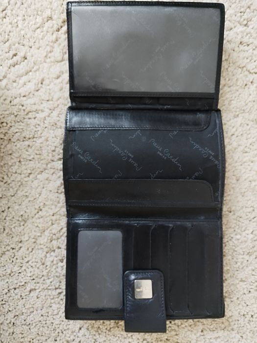 Carteira em pele Pierre Cardin