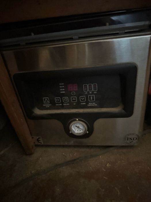 вакуумний пакувальник вакууматор професійний