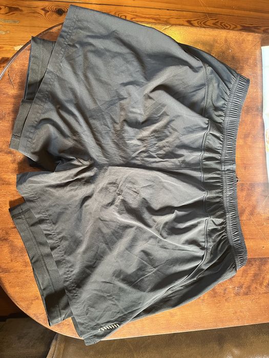 Puma 2w1 spodenki 1xl