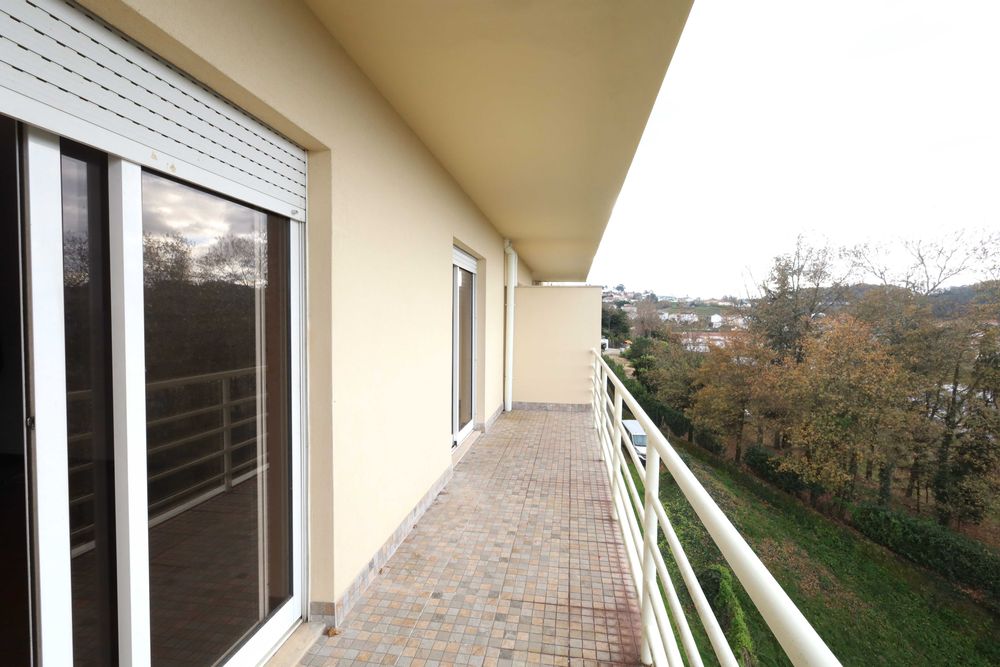 Apartamento T2 | Lixa