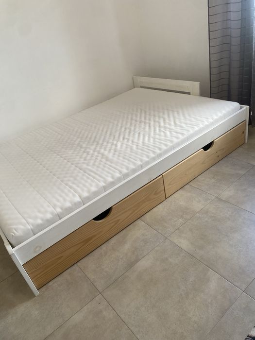 Vendo cama e colchao