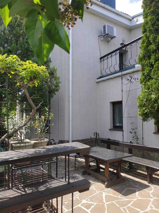 Продам дом м. Алексеевское б. Фронтовиков