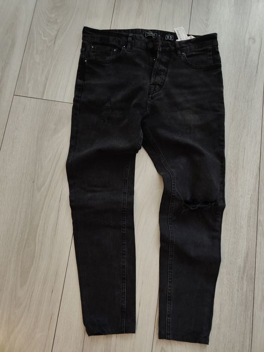 Spodnie czarne Pull &Bear - rozm.S/M