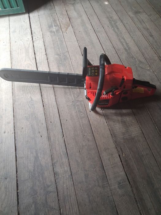 Vendo motoserra nova 58 de potencia