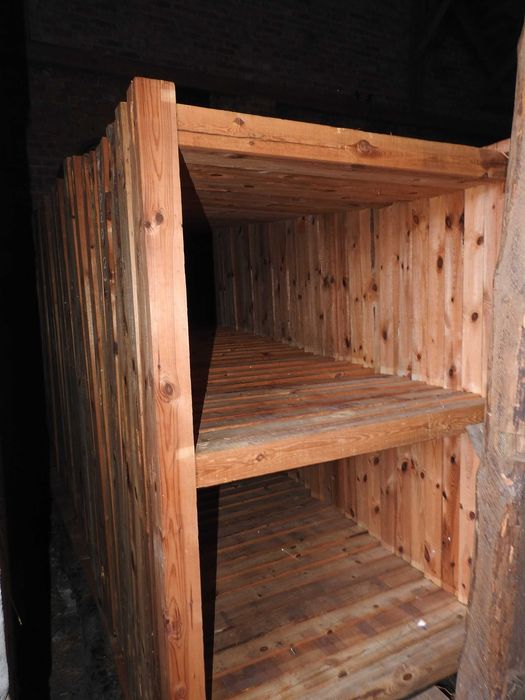 stare drewno kantówka sosnowa altanka domek dla dziecka kurnik płot