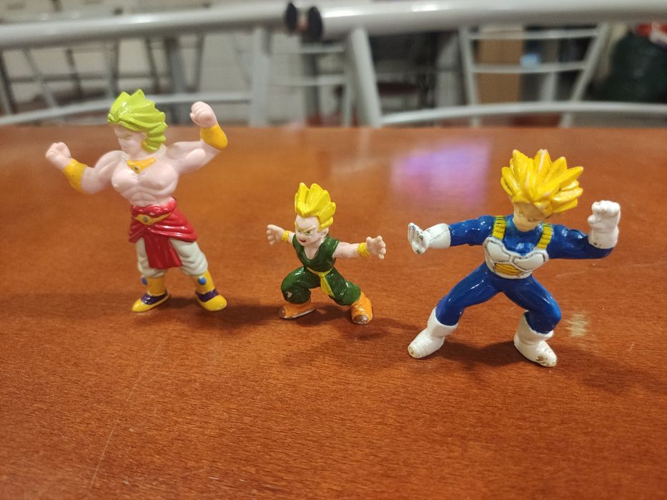 Mini figuras dragon ball