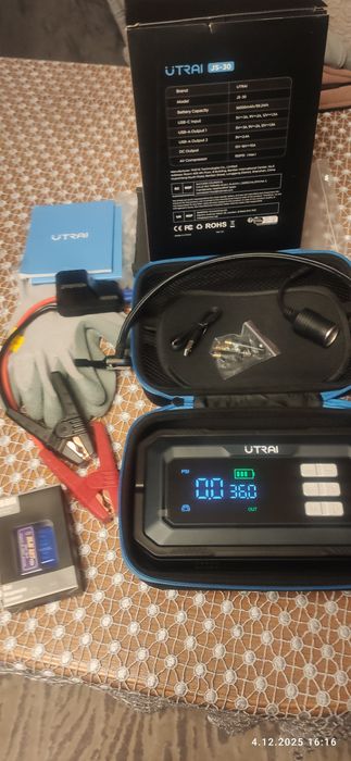 UTRAI JS 30 jump starter, booster, urządzenie rozruchowe.