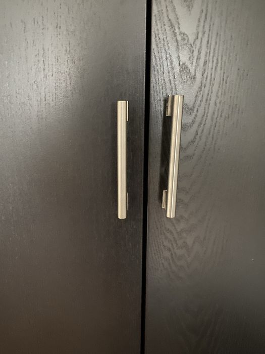 Roupeiro em bom estado