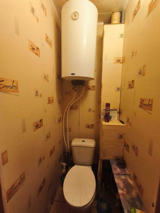 ТЕРМІНОВО! Продам 1-но кімнатну квартиру з меблями і технікою!