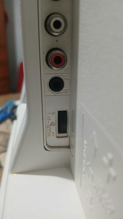 Tv kunft 21 polgadas com pouco uso