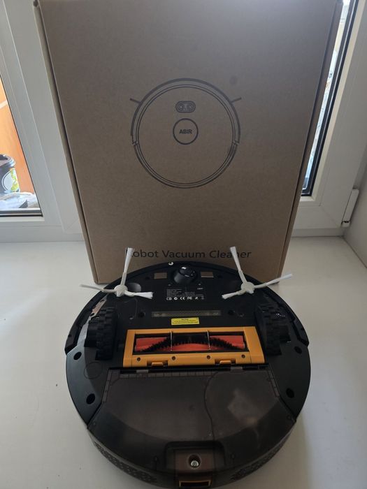Робот пилосос ABIR X8