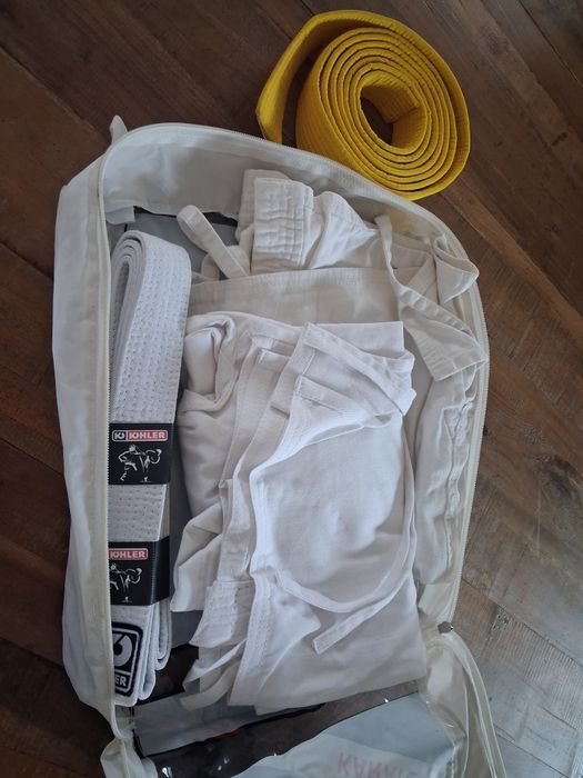 Fato karaté 9/10 anos