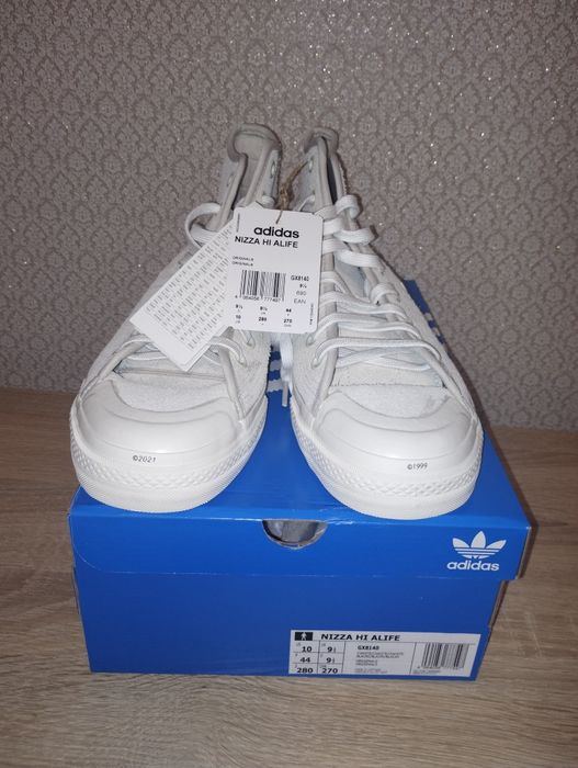 Adidas Alife 44 размер