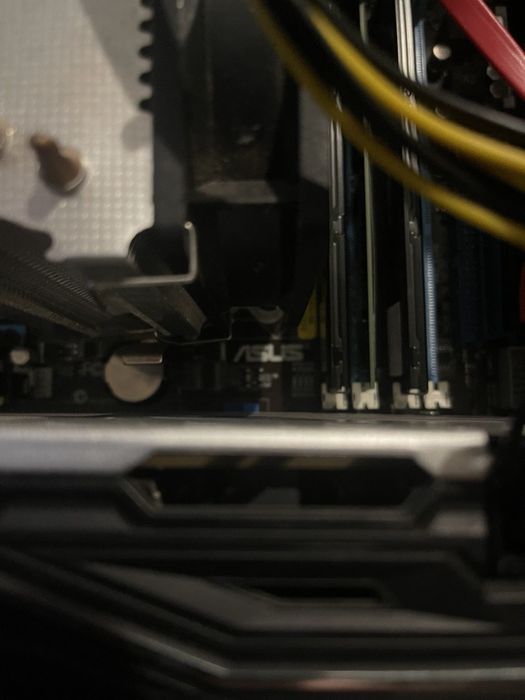 Комплект, процессор,материнка,озу.