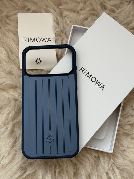 Чехол Rimowa на iphone 17 18 pro max