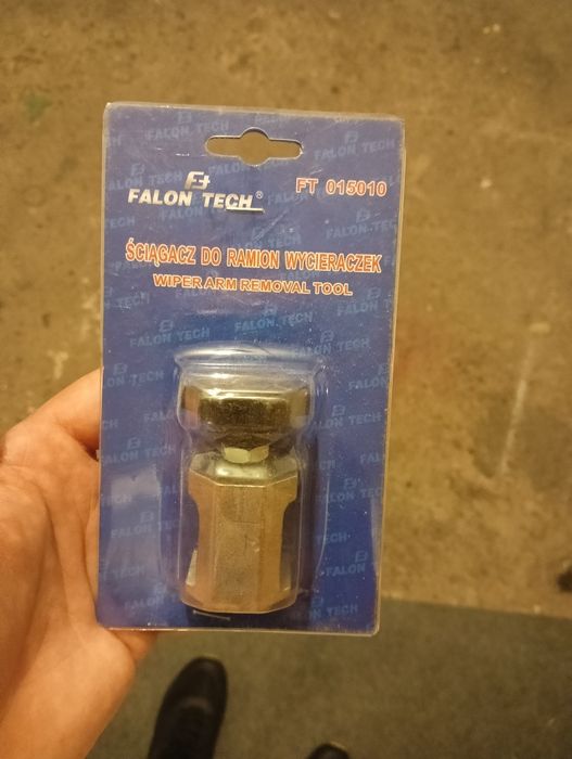 Ściągacz do ramion wycieraczek