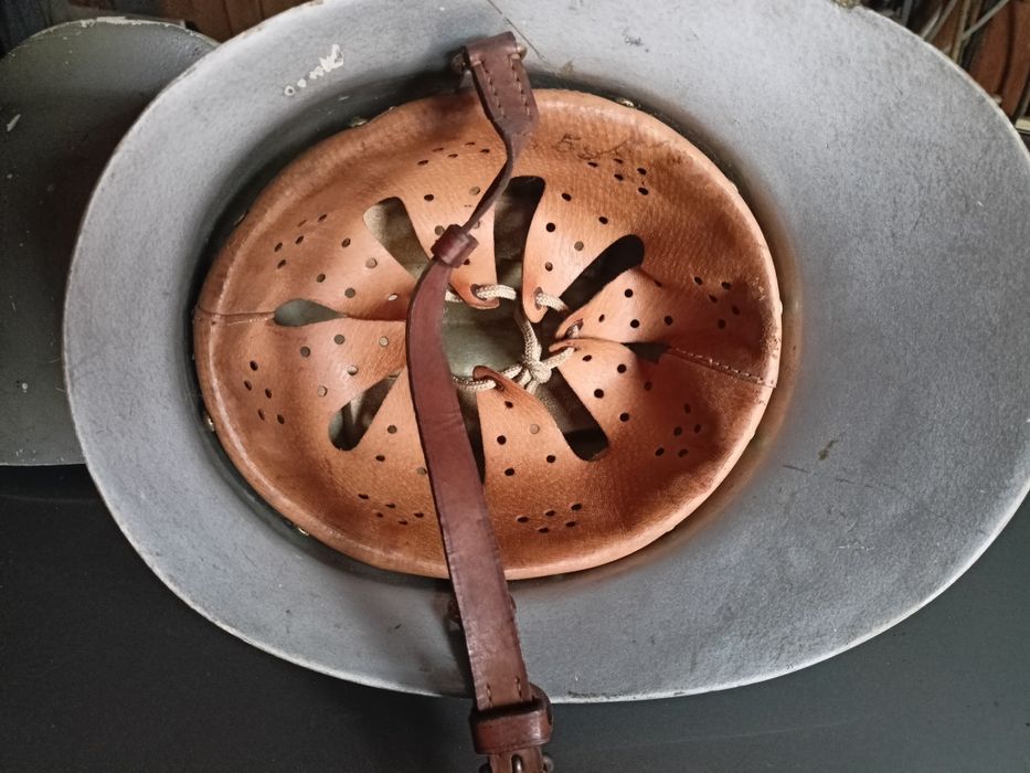 Hełm strażacki 2 sztuki