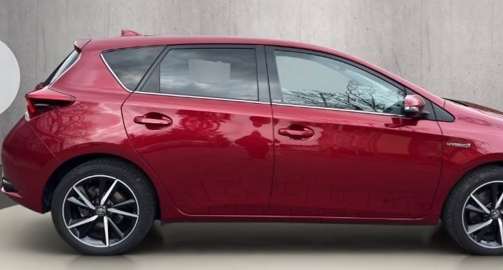 Auris II hb drzwi prawe tylne 3t3