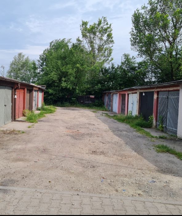 Garaż Ul.Manganowa /Grabiszyńska/