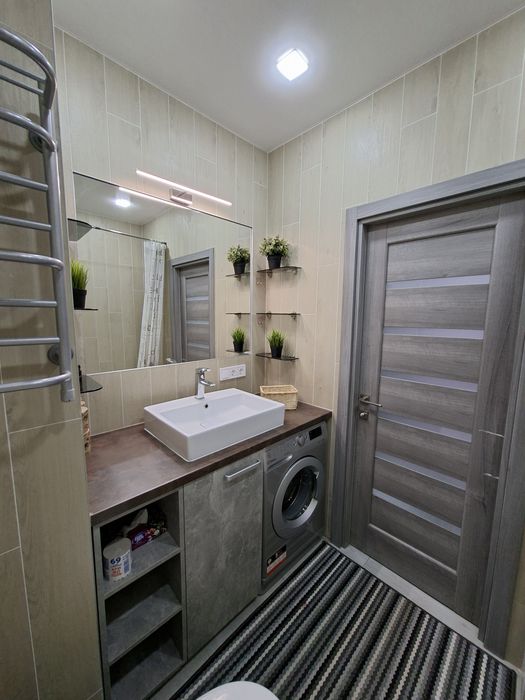 Продаж великої 1 кім квартири з повною  комплектацією в ЖК Сади Вишневі,  Святошинска 60