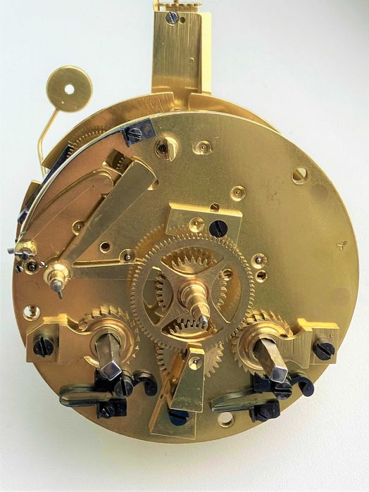 Картель із розкішно позолоченої бронзи від Фаркота, Самуеля Марті