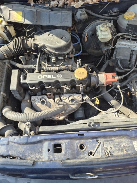 Silnik opel Astra f 1.4 i