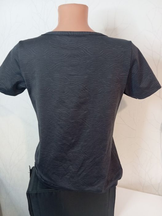 Sportowa bluzka nylon