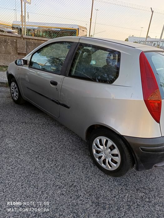 Fiat Punto SUPER econômico