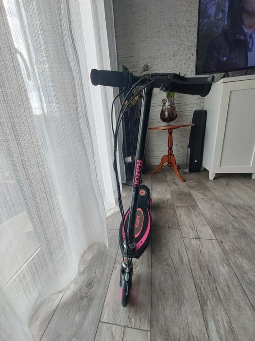 Hulajnoga elektryczna Razor