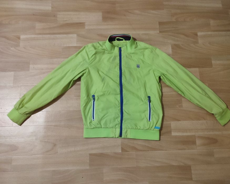 Продам ветровку куртку Ronnie для мальчика р 140-146