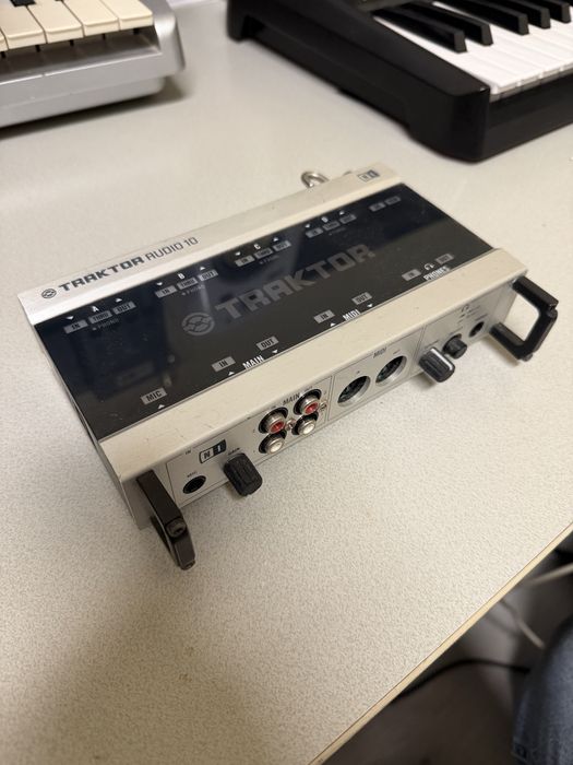 Traktor audio 10