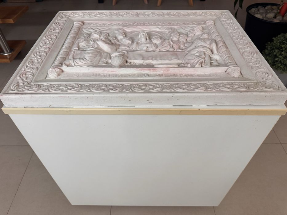 Quadro em relevo de gesso – “A Última Ceia de Jesus”