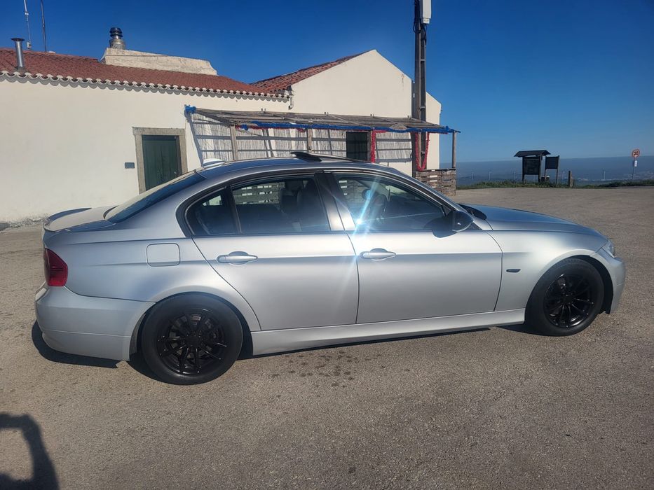 BMW E90 320d PACK M